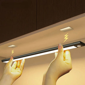 Luz de Arm ário com Sensor de Movimento