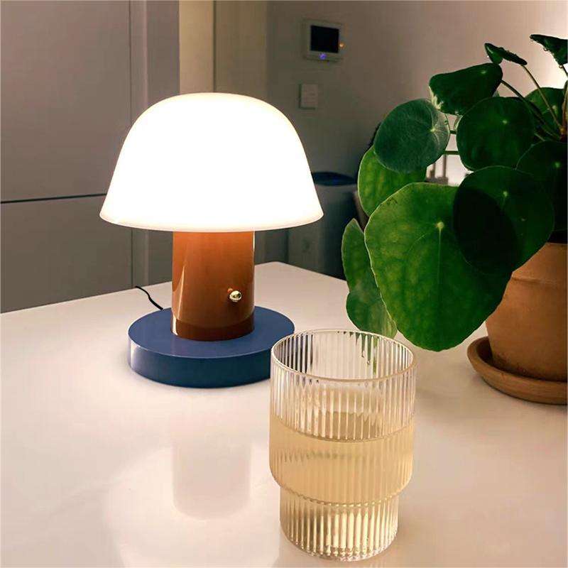 Luminária de Mesa Cogumelo | Luz LED Moderna Recarregável