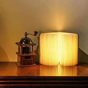 Luminária Livro Dobrável – Luz de Mesa LED Recarregável 360°