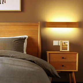 Arandela de LED de Madeira Moderna | Iluminação Minimalista para Quarto e Sala de Estar