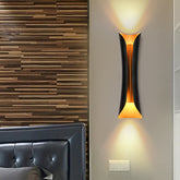 Arandela de Parede Modern Curl | Luminária de Parede Interna de Metal Preto