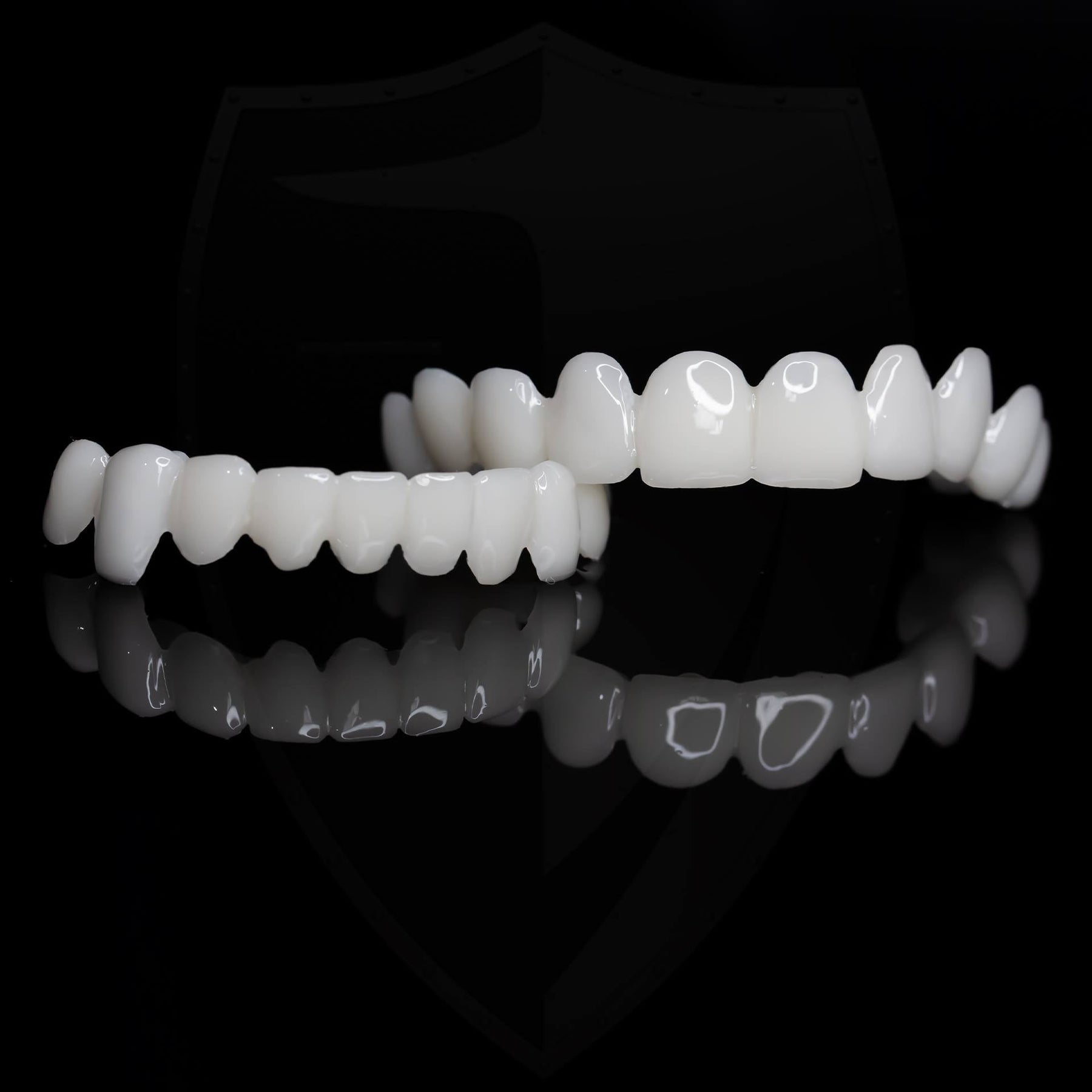 Prótese Dentária – Encaixe Flexível de Aparência Natural e Conforto Indolor
