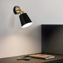 Arandela de Metal Moderna | Luminária Ajustável para Quarto e Sala de Estar
