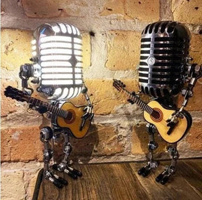 Robô Microfone de Metal Vintage com Luminária de Guitarra