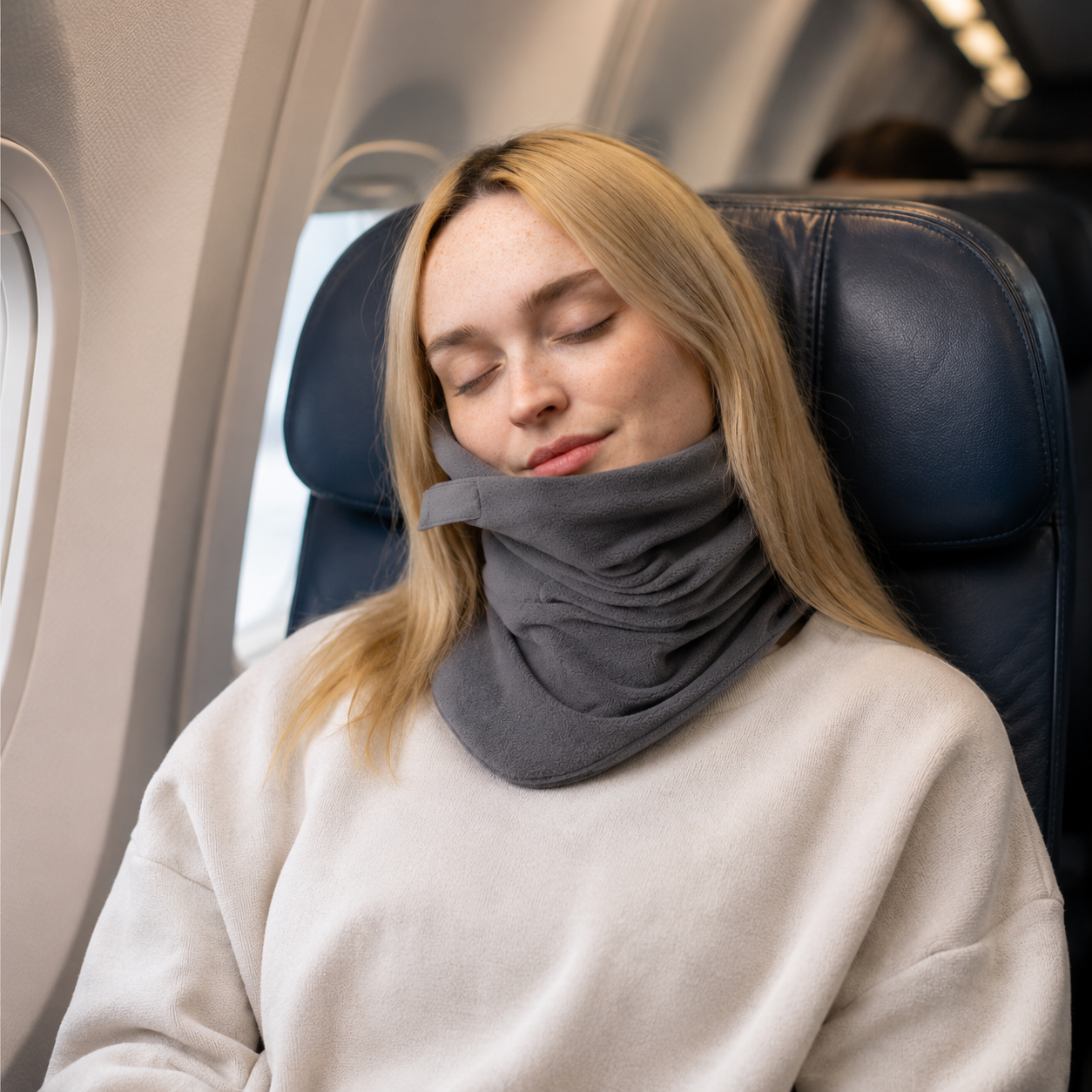 Almofada de Pescoço Ajustável para Viagem em Espuma de Memória Confortável