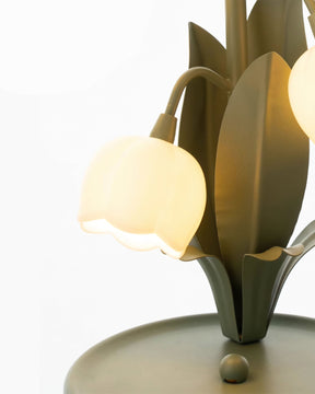 Luminária de Mesa Bell Orchid | Iluminação Floral Elegante para Interiores
