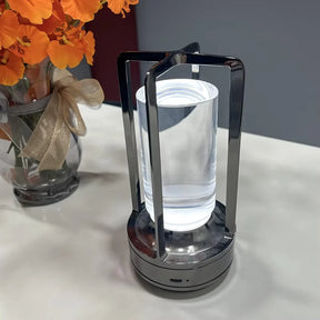 Luminária de Mesa Moderna em Metal Cilíndrica com LED para Decoração