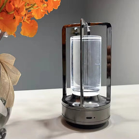 Luminária de Mesa Moderna em Metal Cilíndrica com LED para Decoração