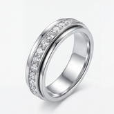 Anel Giratório de Zircônia – Aliança Rotativa Antiansiedade, Cristal & Elegante