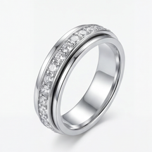 Anel Giratório de Zircônia – Aliança Rotativa Antiansiedade, Cristal & Elegante