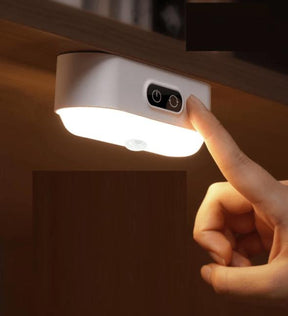Luz noturna LED com sensor de movimento
