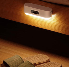 Luz noturna LED com sensor de movimento