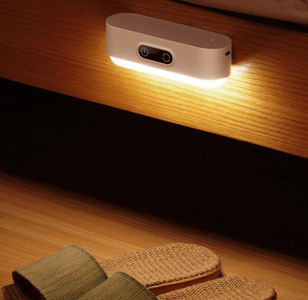 Luz noturna LED com sensor de movimento
