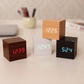Despertador Digital de Madeira com LED para Mesa