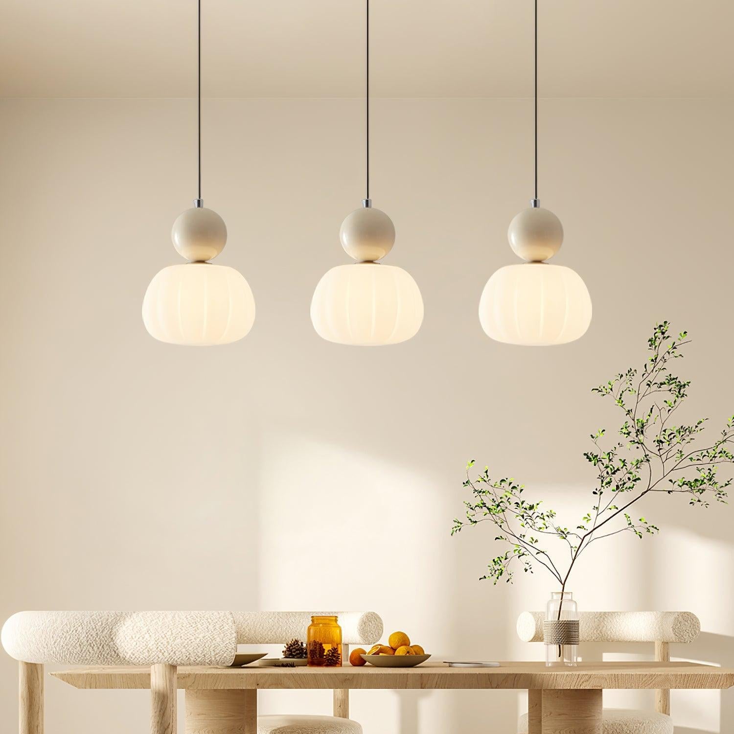Yedra Pendant Lamp | Organic Round Acrylic Design