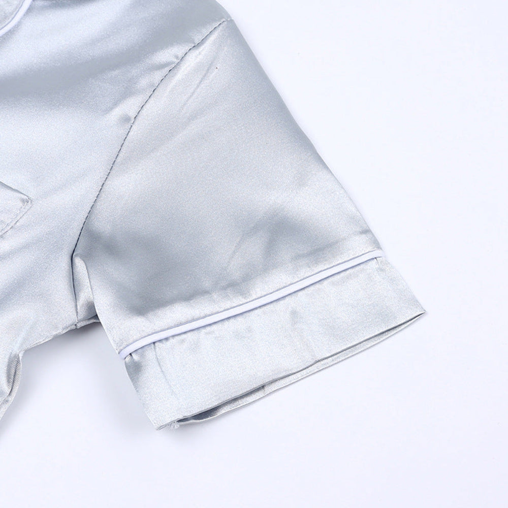 Conjunto de Pijama Infantil com Camisa de Botão e Calça