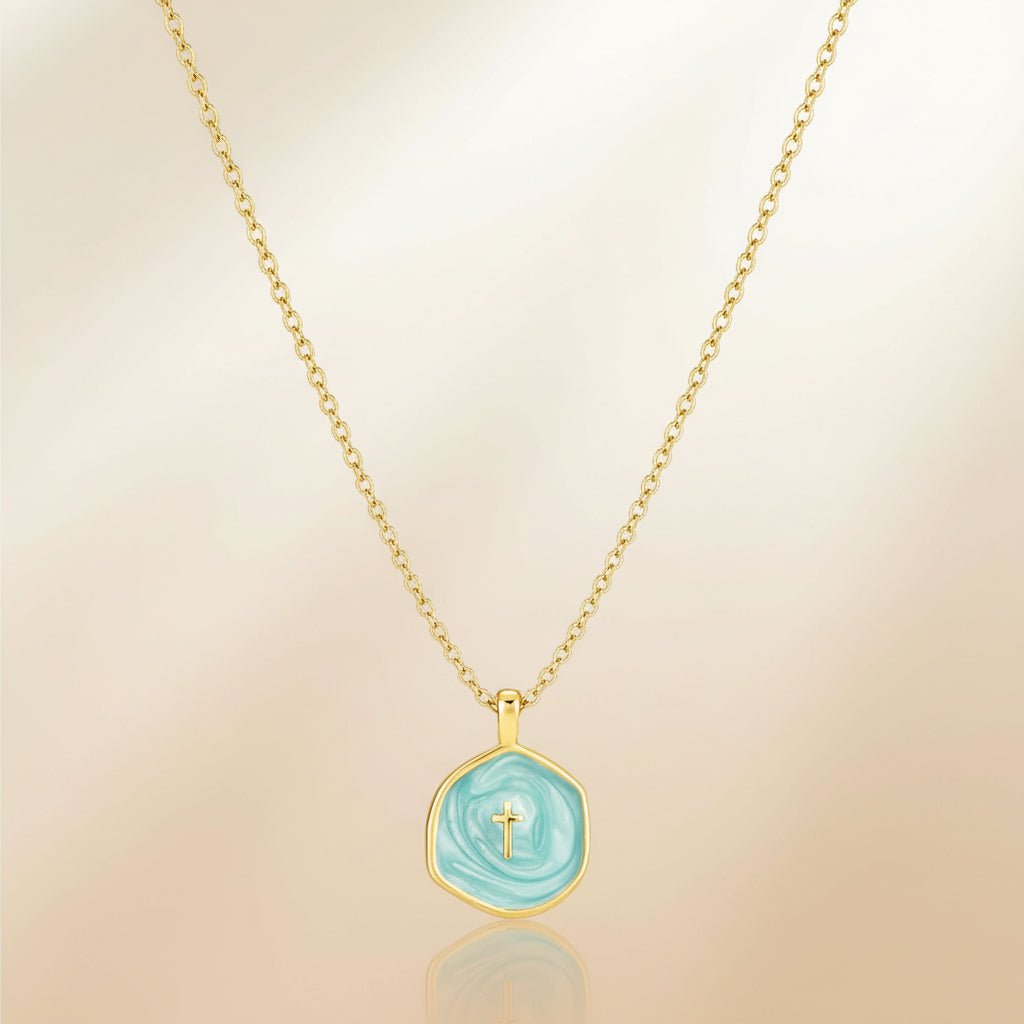 Colar com Pingente de Cruz e Disco Dourado, Joia Delicada para o Dia das Mães