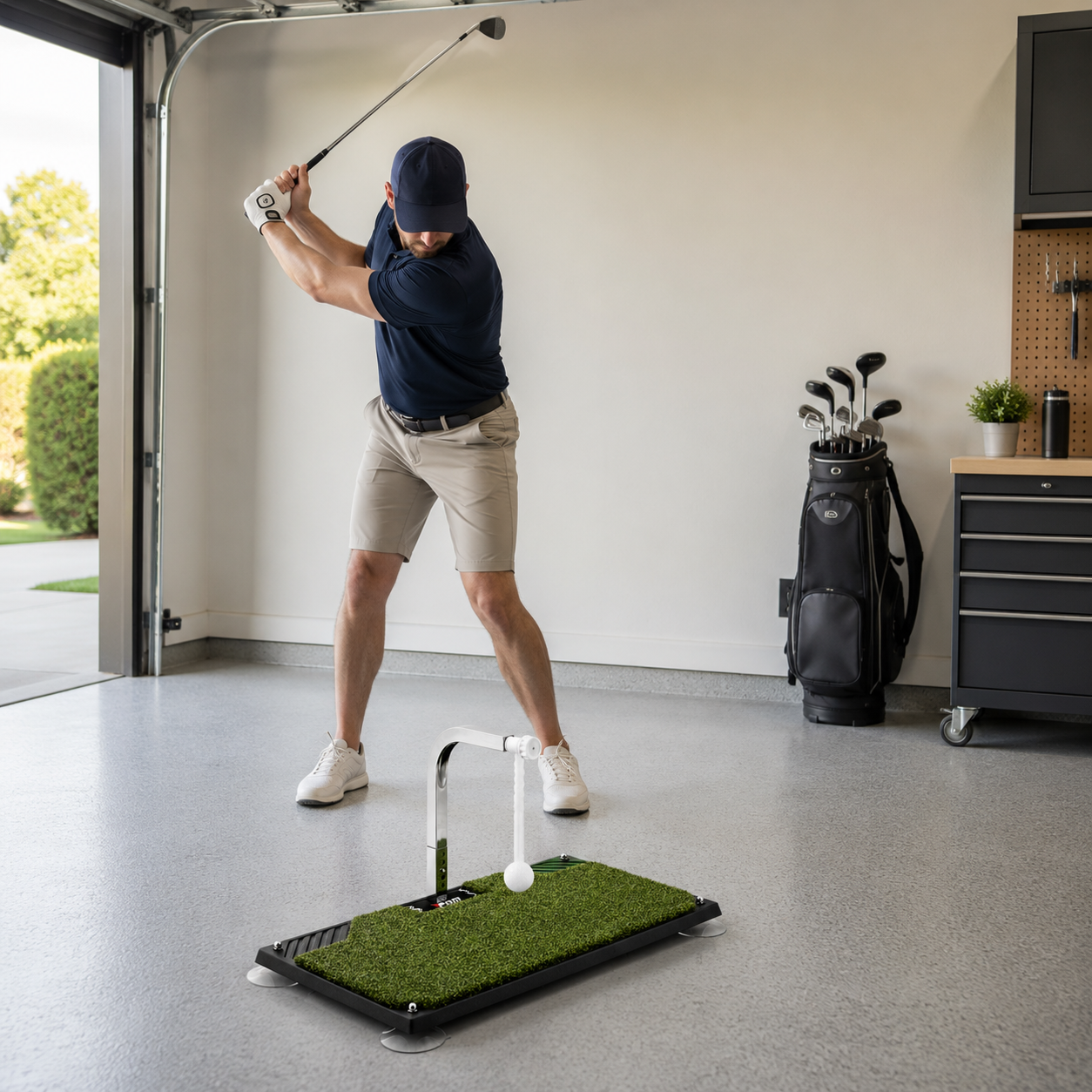 Treinador de Swing de Golfe para Uso Externo Auxiliar de Batida Portátil e Dobrável
