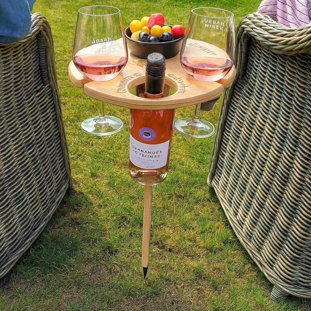 Suporte para Vinho e Petiscos com Espeto para Piquenique ao Ar Livre