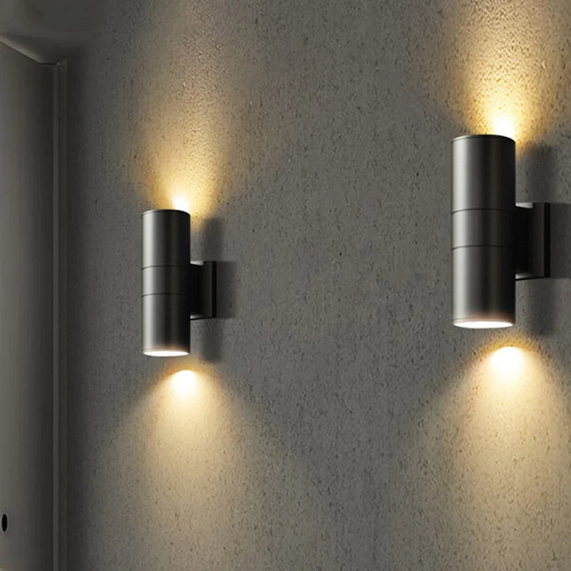 Arandela de Parede Externa Moderna | Luminária LED À Prova D'Água (Fachada)