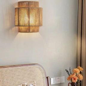 Arandela de Parede em Rattan Feita à Mão – Estilo Boho Natural