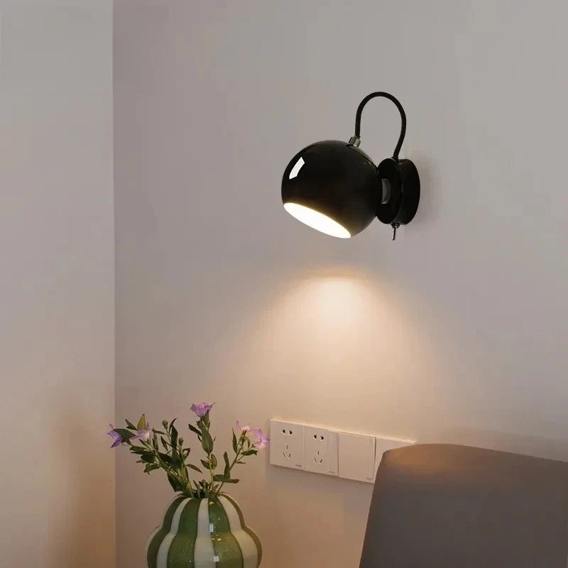 Arandela Nórdica Creme | Luminária de Cúpula Ajustável