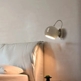 Arandela Nórdica Creme | Luminária de Cúpula Ajustável