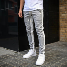 Calça Jogger Masculina Slim Fit com Listra Lateral