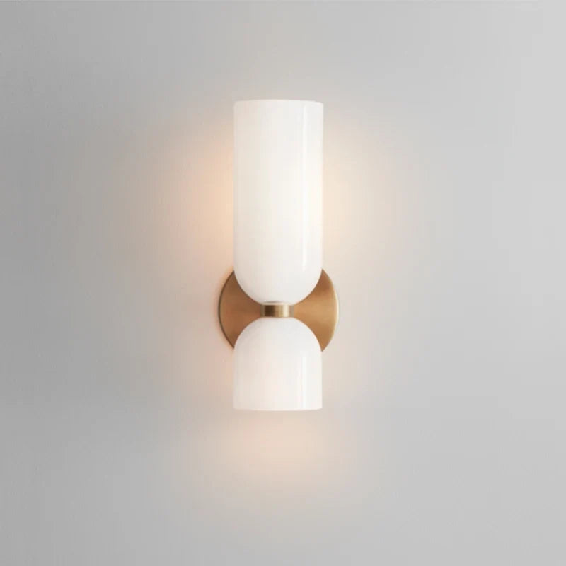 Arandela de Vidro Nórdica | Design de Tubo Fumê