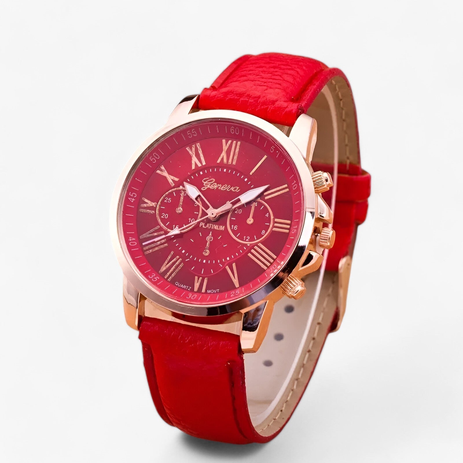 Relógio Feminino Elegante – Pulseira de Couro, Mostrador com Algarismos Romanos e Design Clássico