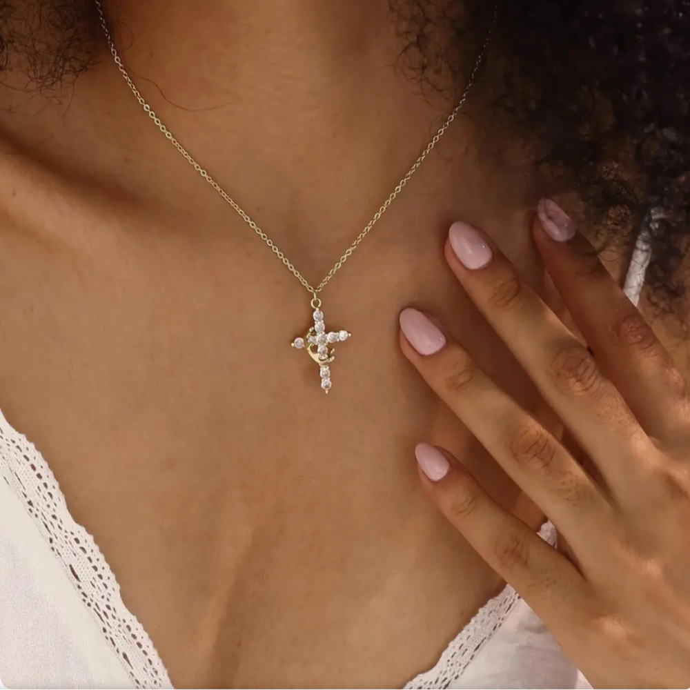 Colar com Pingente de Cruz e Coroa Joia de Fé Presente de Dia das Mães