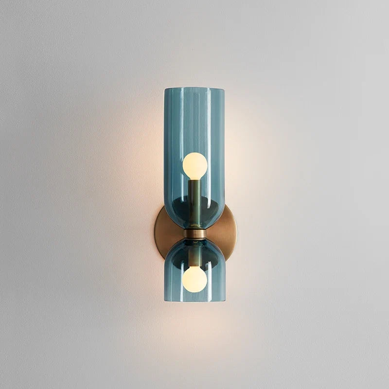 Arandela de Vidro Nórdica | Design de Tubo Fumê