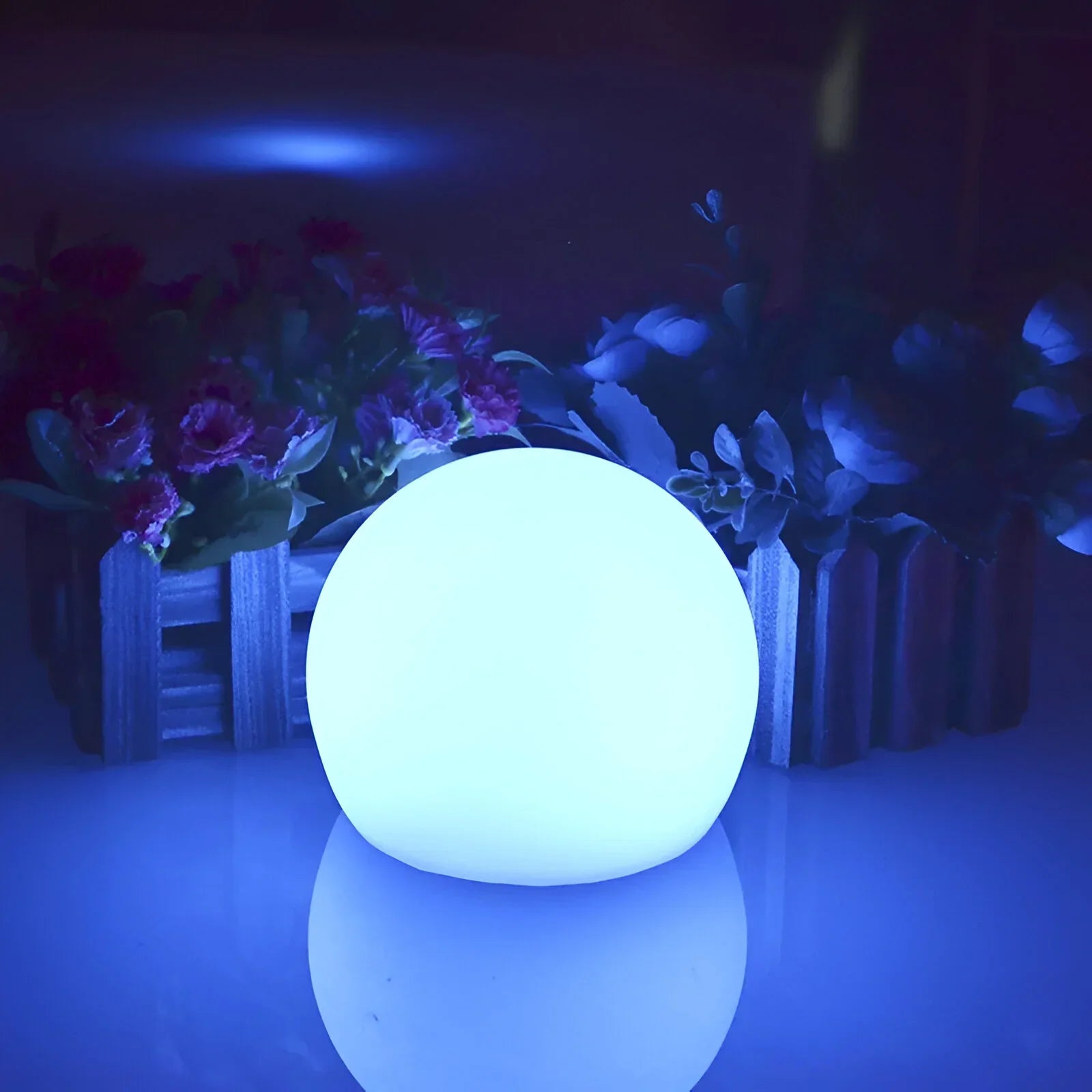 Luminária Globo de Jardim – LumiGlobe LED Solar à Prova de Intempéries e para Área Externa