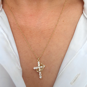 Colar com Pingente de Cruz e Coroa Joia de Fé Presente de Dia das Mães