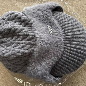 Gorro de Inverno com Aba e Protetores de Orelha