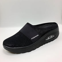 Tênis Feminino Slip-on de Caminhada com Solado Acolchoado em Mesh