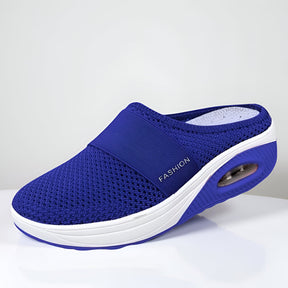Tênis Feminino Slip-on de Caminhada com Solado Acolchoado em Mesh