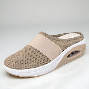 Tênis Feminino Slip-on de Caminhada com Solado Acolchoado em Mesh