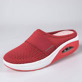 Tênis Feminino Slip-on de Caminhada com Solado Acolchoado em Mesh