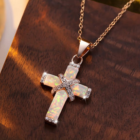 Colar com Pingente de Cruz em Ouro Rosé e Strass - Presente de Dia das Mães