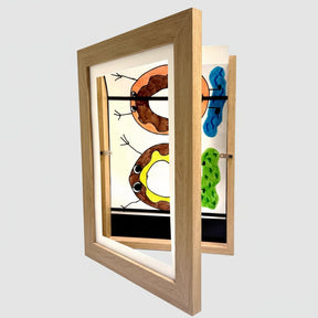 Moldura para Exposição de Arte Infantil com Armazenamento de Parede