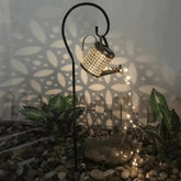 Luminária Solar de Jardim com Design de Regador – Som de Chuva e Decorativa