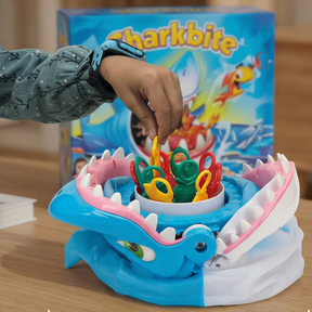 Jogo de Tabuleiro Divertido em Família Sharkbite, Hora de Brincar Interativa