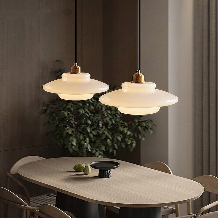 Pendente de Vidro Branco | Elegância Moderna de Meados do Século
