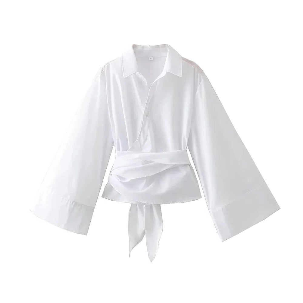 Blusa com Cinto de Laço Largo