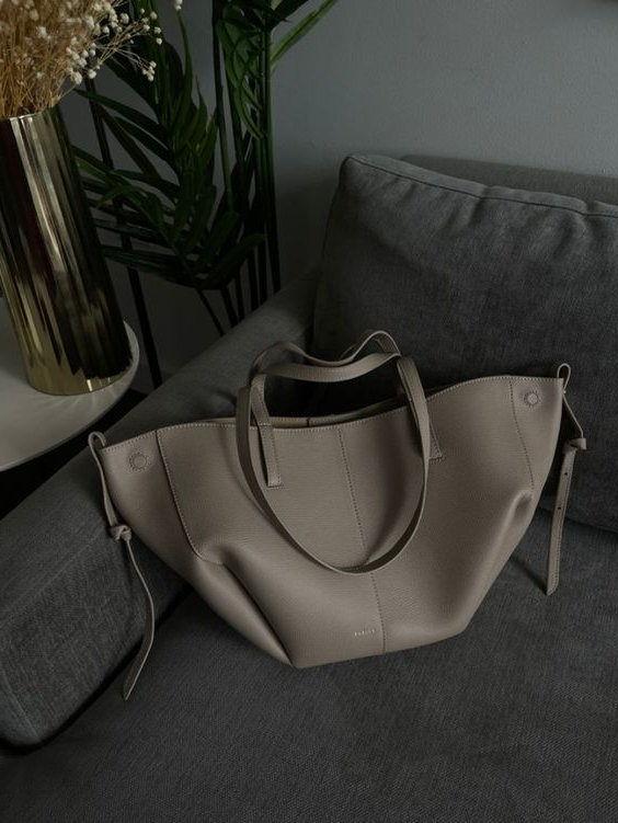 Vintage women's tote bag | Spacious shoulder bag