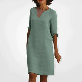 Vestido de verão com decote em V