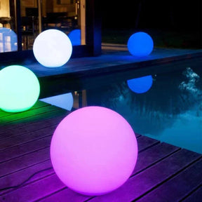 Luminária Globo para Áreas Externas - Sem fio, à prova de intempéries, esfera de LED com 16 cores
