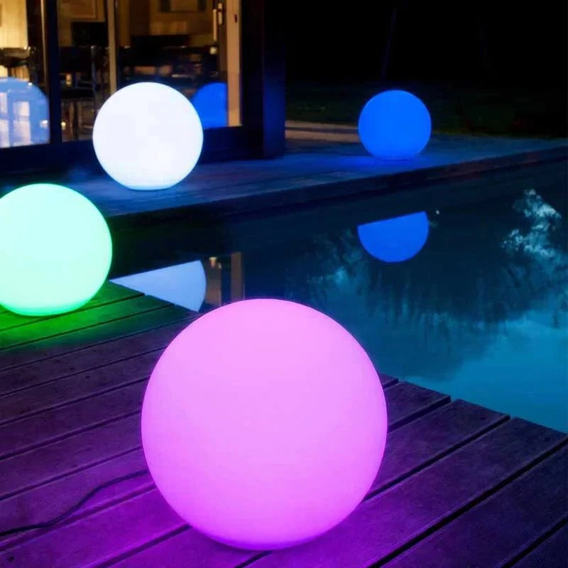 Luminária Globo para Áreas Externas - Sem fio, à prova de intempéries, esfera de LED com 16 cores