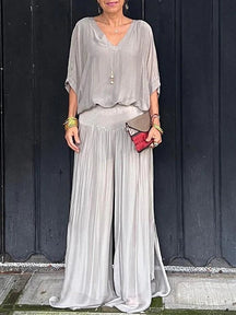 Elegante conjunto de duas peças com calça pantalona em chiffon
